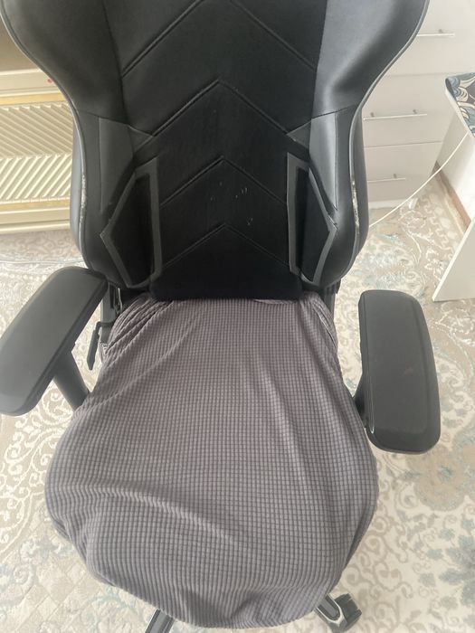 Компьютерное кресло dx racer