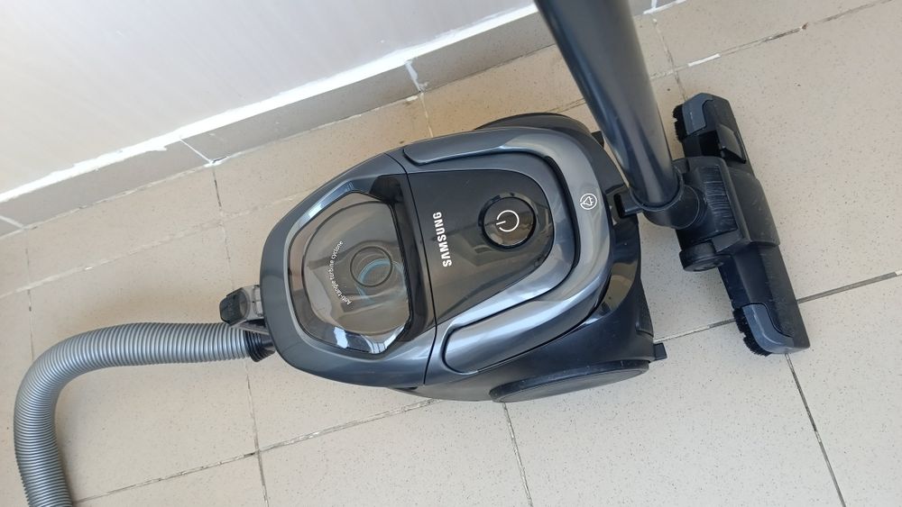 Пылесос Samsung 1800w