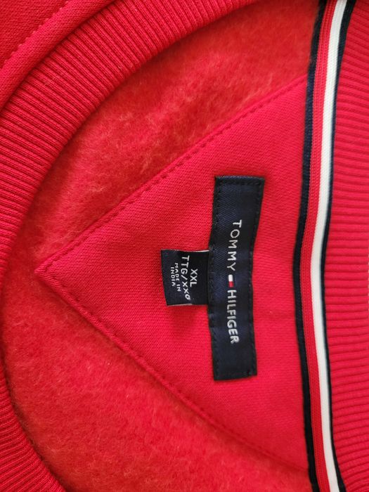 Продам толстовку "Tommy Hilfiger"