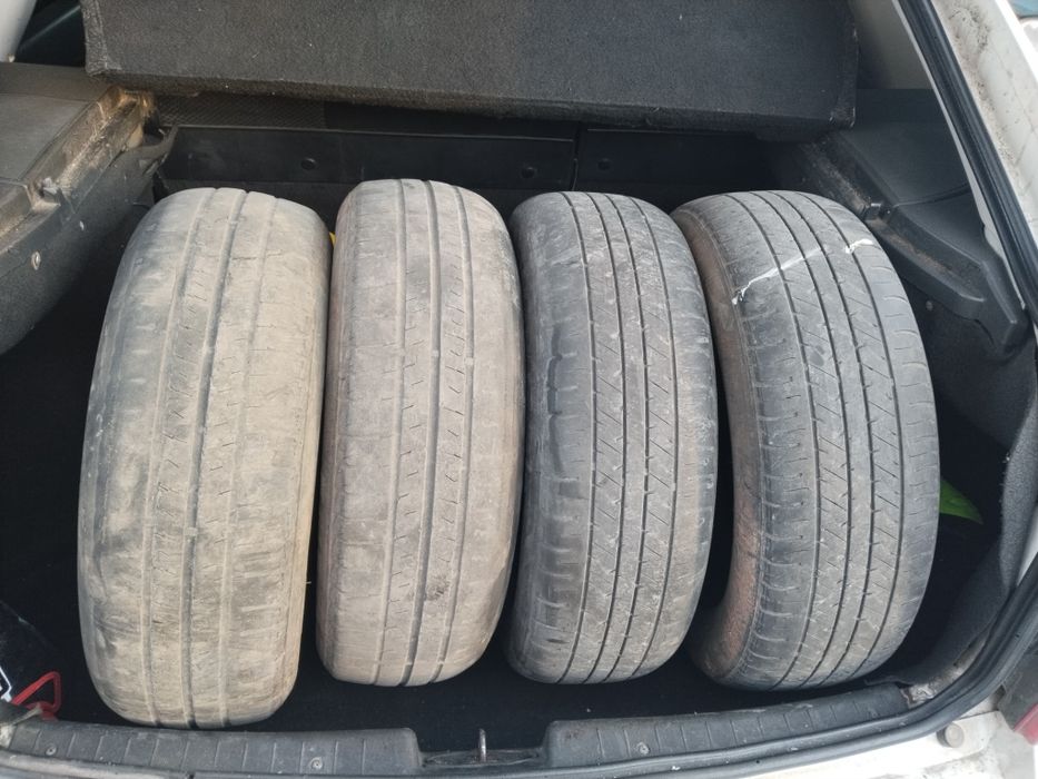 Продается шины летние