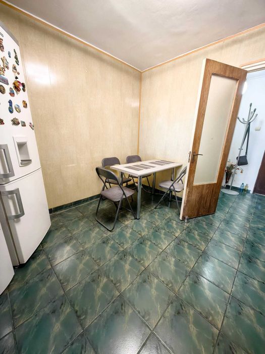 Vand apartament 2 camere --DIRECT PROPIETAR !!!