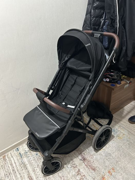 Продам коляску фирмы tomix