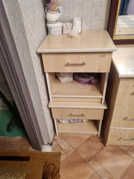 Столик комод 2 тумбочки
