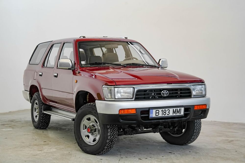 Inchiriem masina de epoca Toyota