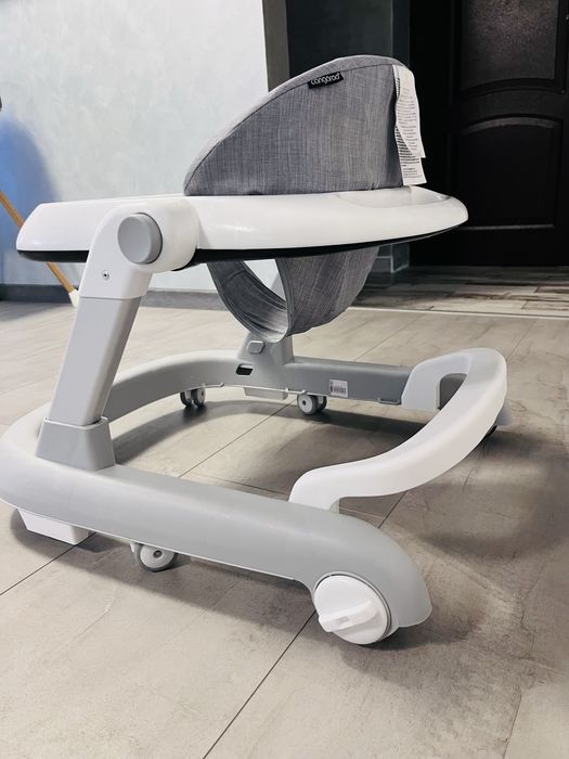 Бебешка проходилка Cangaroo