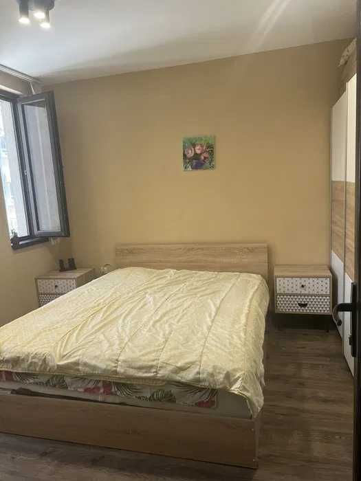 Дава се под наем Двустаен апартамент в Бургас, Зорница - 60 кв.м за 510 € - Снимка #1