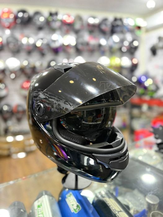 TZ Series: Premium Himoya va Elegant Dizayn Moto, Skuter va Kaska