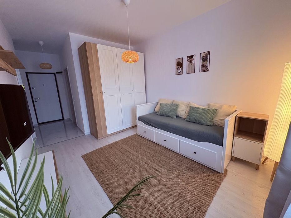 Închiriez garsonieră modernă – Colosseum Residence