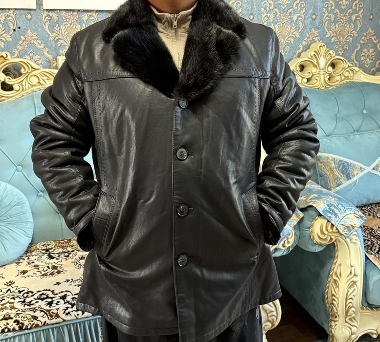 Продам норкувую шубу новую