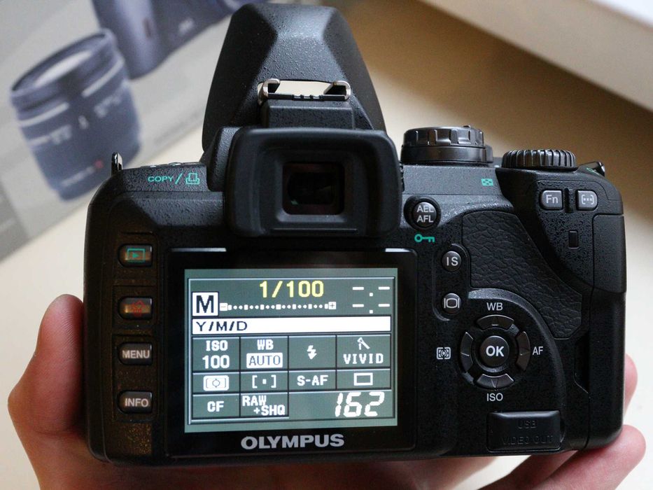 Камера Olympus E-510 с двумя объективами в идеале