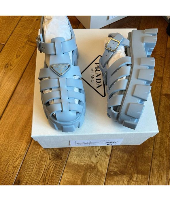 Сандали Prada Monolith