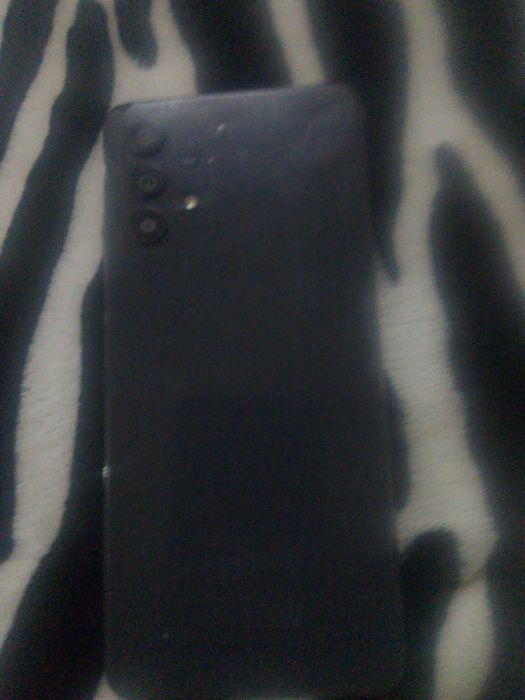 Продам телефон samsung
