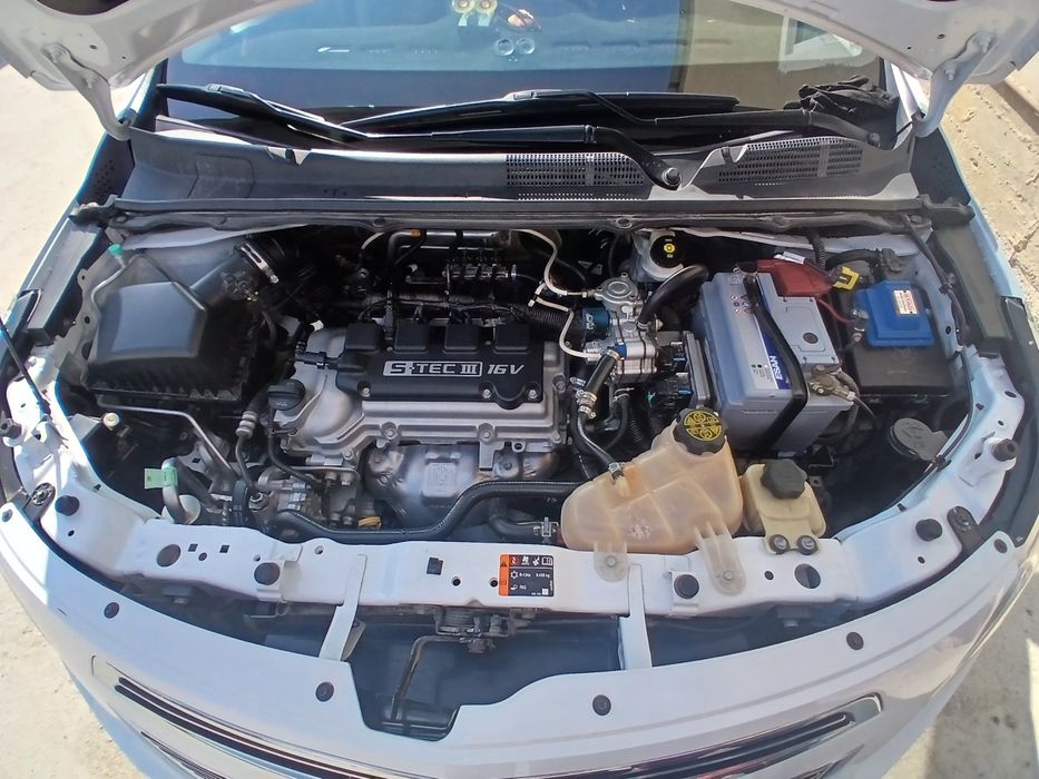 Chevrolet Cobalt 2020 — 5