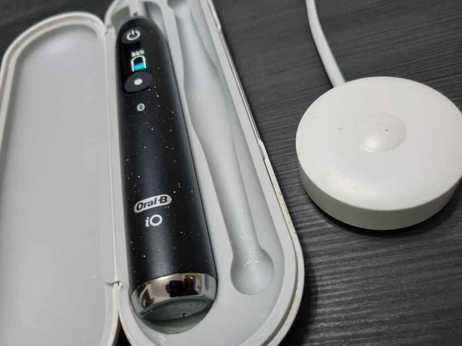 Periuta oral b iO 10