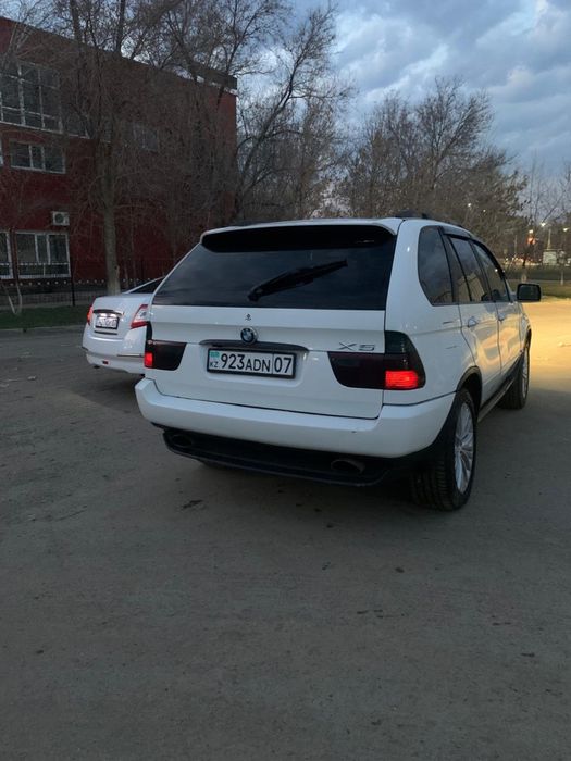 Продам BMW X5 E53 2003год