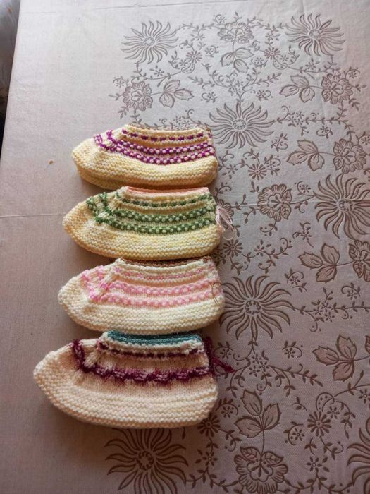 Ръчно плетени дамски терлици