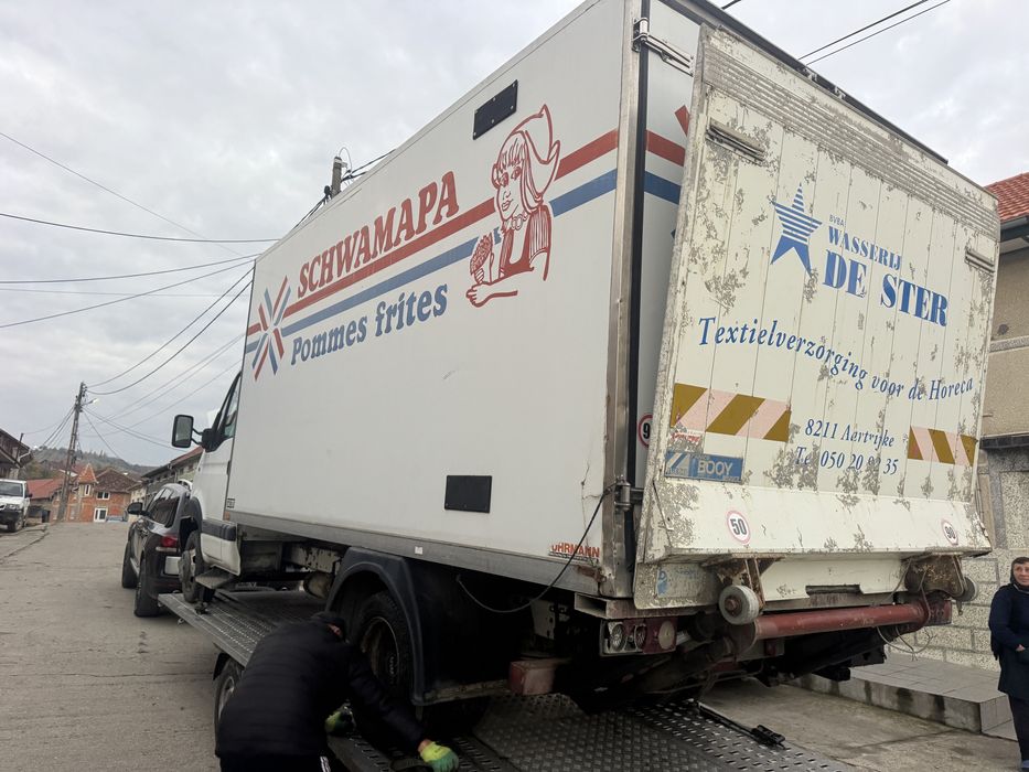 Vand cub frigorific si lift auto