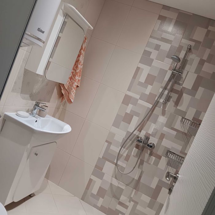 Дава се под наем Двустаен апартамент в Шумен, Болницата - 60 кв.м за 331.5 € - Снимка #2