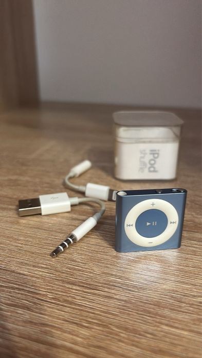 Ipod Shuffle 6th generation Functional , fara zgarieturi defecte