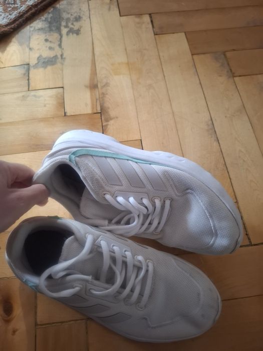 маратонки adidas за бягане