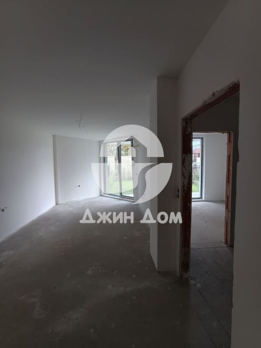 Продава се Двустаен апартамент в Бургас, Сарафово - 117 кв.м за 1359 €/кв.м - Снимка #1
