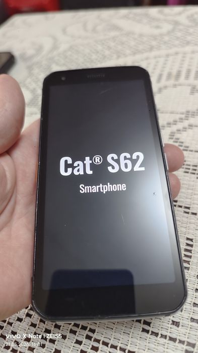 Продавам два броя телефони Cat S41 S62
