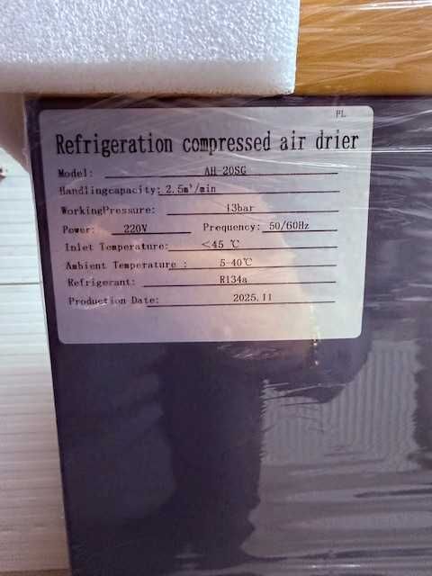 Compresor Aer profesional cu surub + uscator de aer