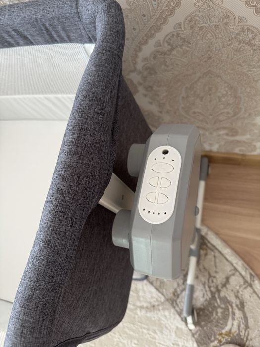 Продам детскую кровать-манеж