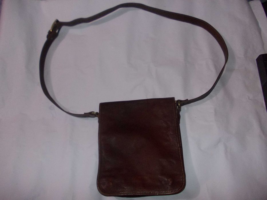 Borseta barbat piele naturala bivol geanta medie 29cm Italy Poze reale