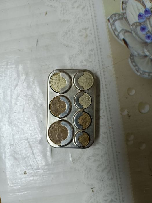 Продам монетницу