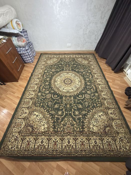 Срочно продам ковер и дорожку