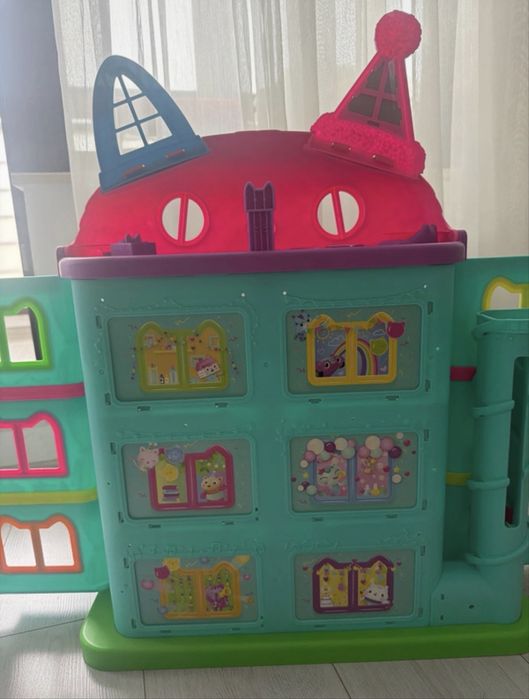 Casuta Gabby’s Dollhouse