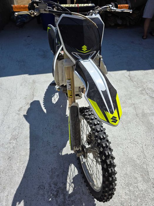 Suzuki rmz 250 4t