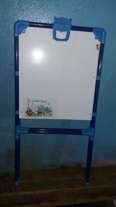 Продам мольберт для рисования