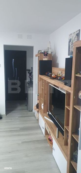Apartament de vanzare, cu 3 camere, semidecomandat - in Vatra Dornei