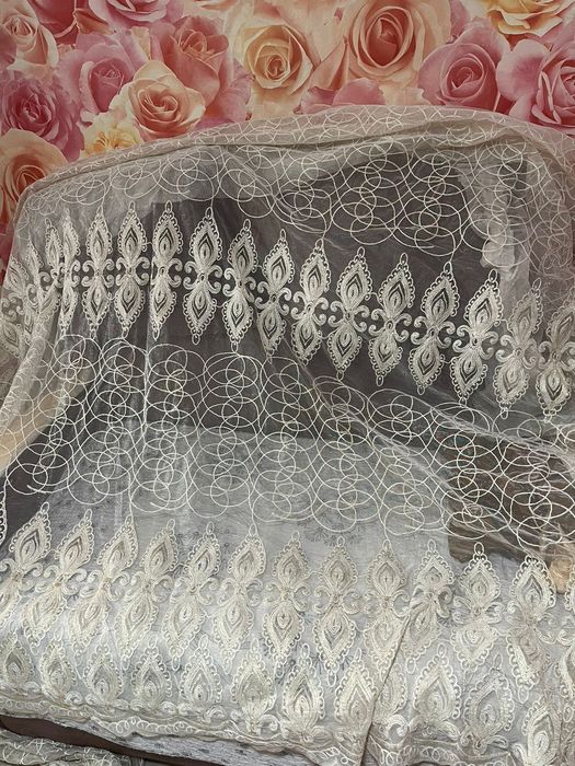 Ламбрекен с тюлью