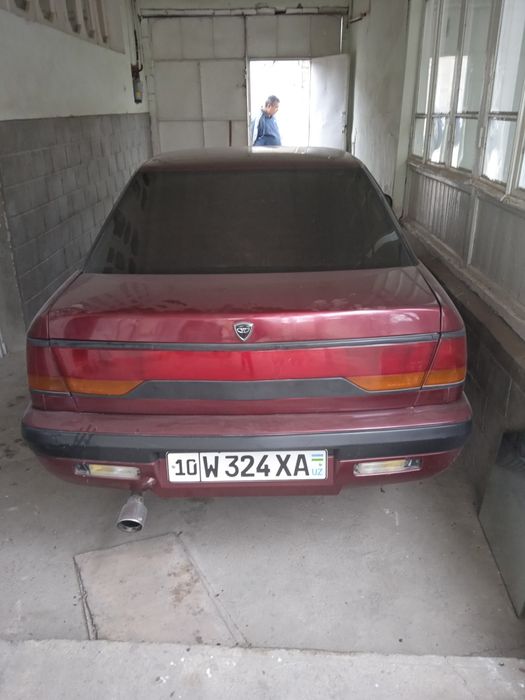 Espero 1995 yil gaz benzin yurip turgan ishi yoʻq tayyor mashina