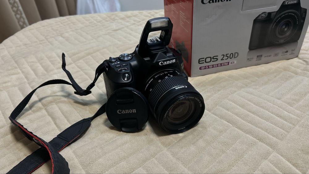 Фотоаппарат Canon eos 250d