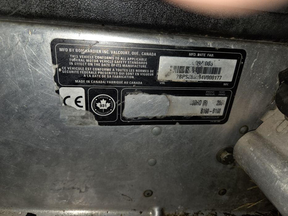 Snowmobil ski-doo  bombardier 800cmc