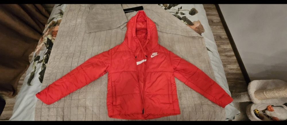 Geaca iarnă cu 2 fețe.