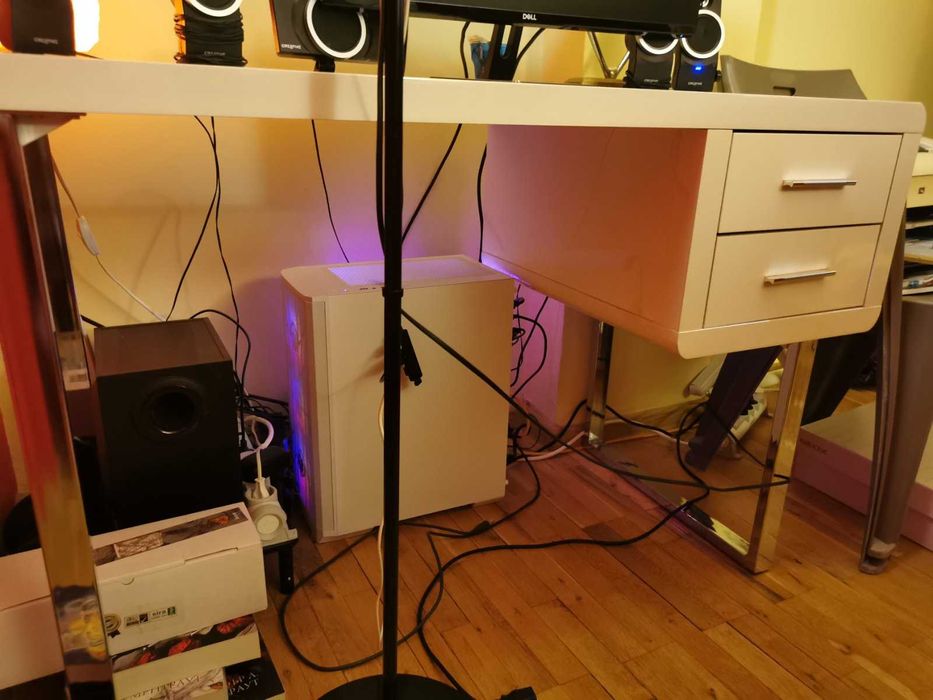 Бюро, луксозно, офис или домашно АЙС, произв. HOM'IN JUNGES EINRICHTEN