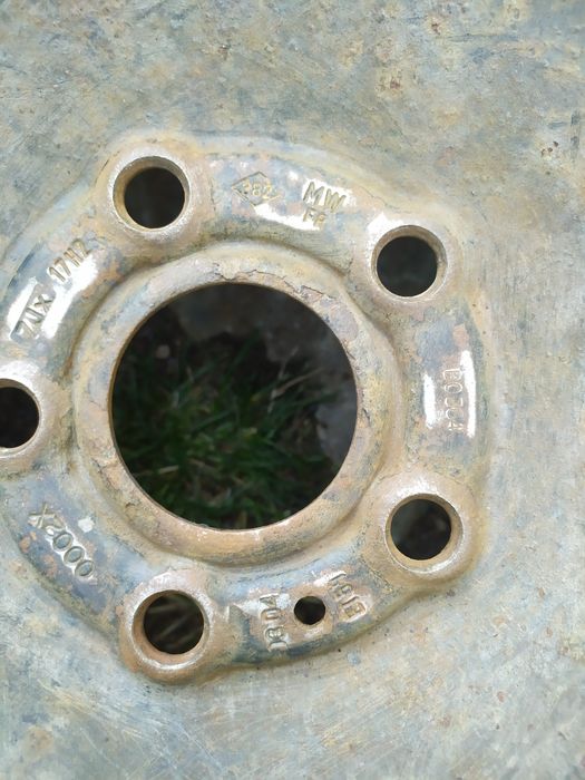 Джанта с гума Мишелин 7Jx17H2 ET50