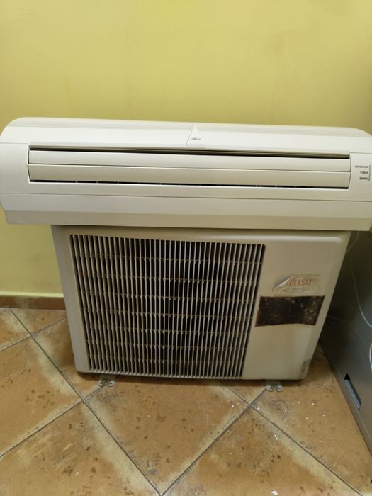 Климатик Fujitsu