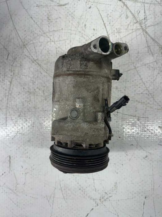 Compresor ac DACIA RENAULT 1.2 16V cod piesa 926006775r