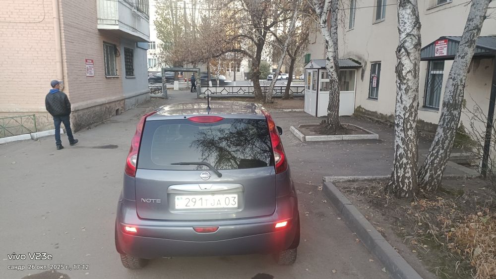 Продам автомобиль Ниссан