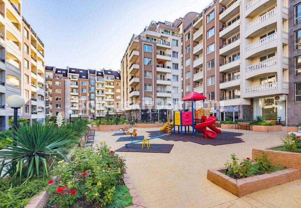 Продава се Офис в Бургас, Зорница - 75 кв.м за 1088 €/кв.м - Снимка #13