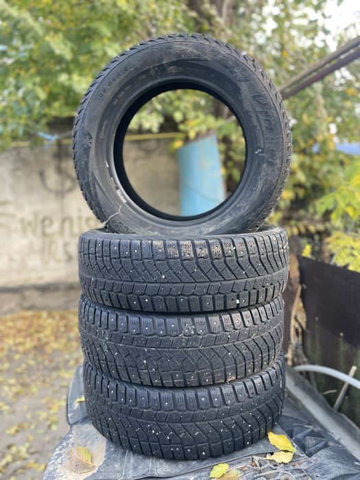 Продам зимние покрышки на R15 в комплекте