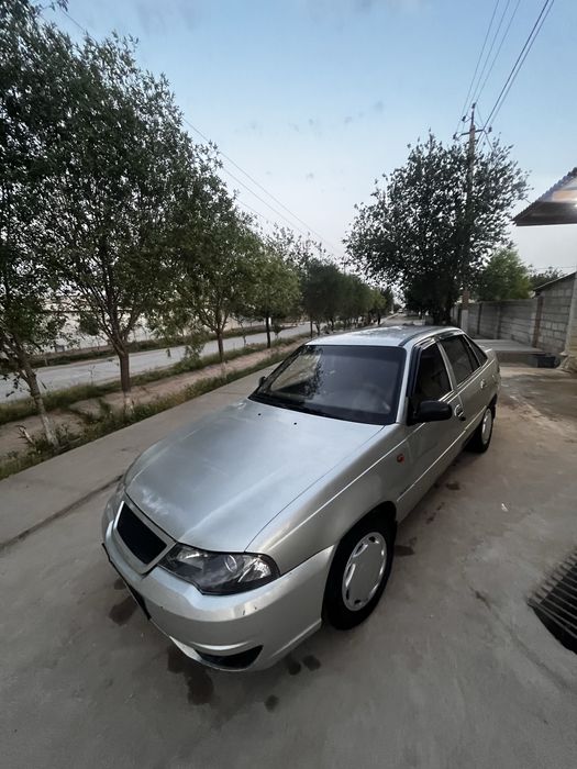 Nexia 2 1.6 dons 2009yili 305480km yurgan