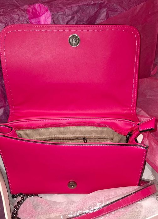 Geantă Fucsia - Cu etichetă