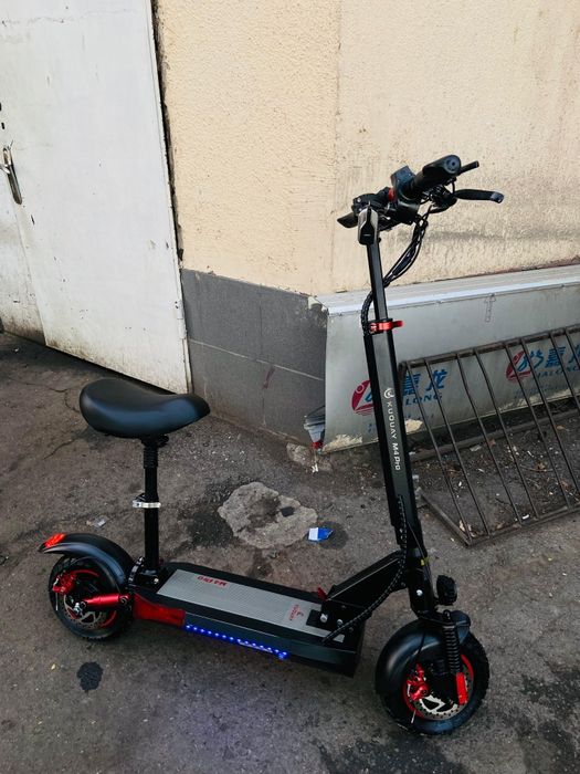 Электросамокат Kugo m4 pro